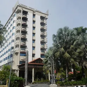 2* 酒店 老鹰湾大酒店
